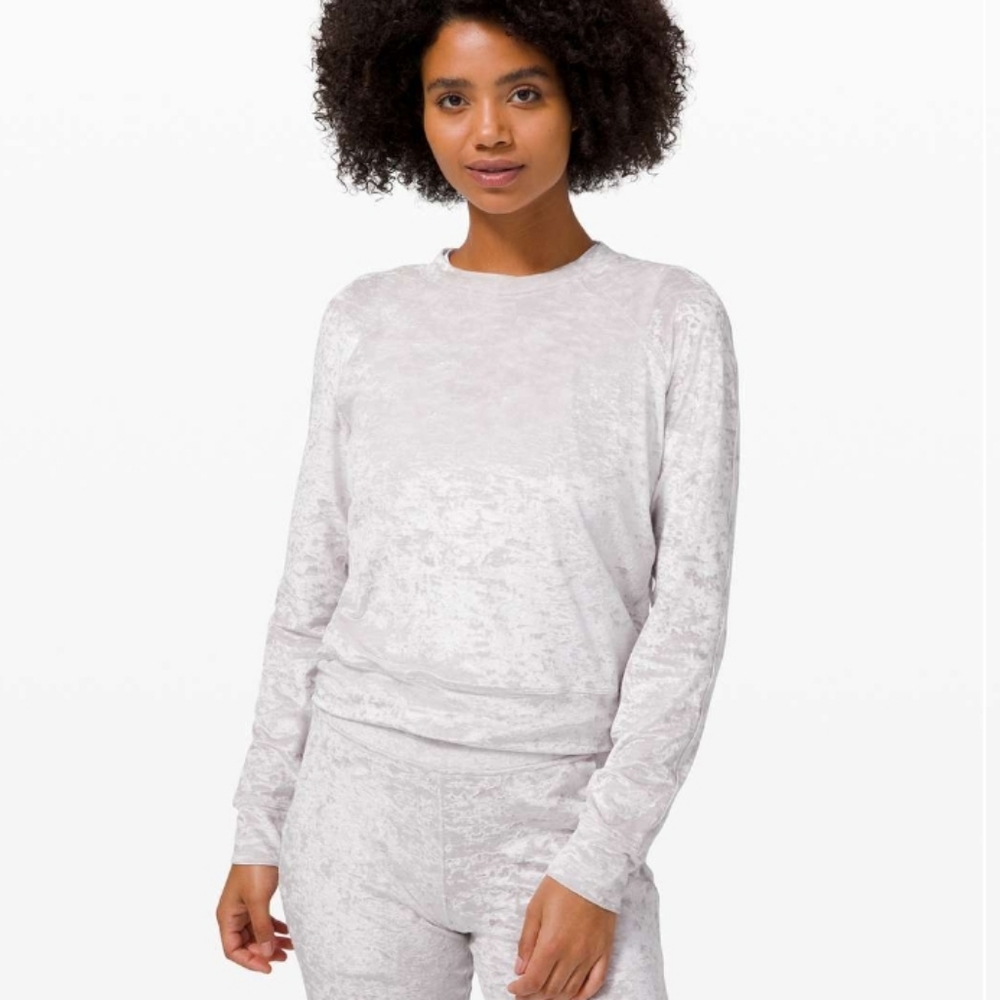 Lululemon Warm Down Crew *Crushed Velvet - Chrome